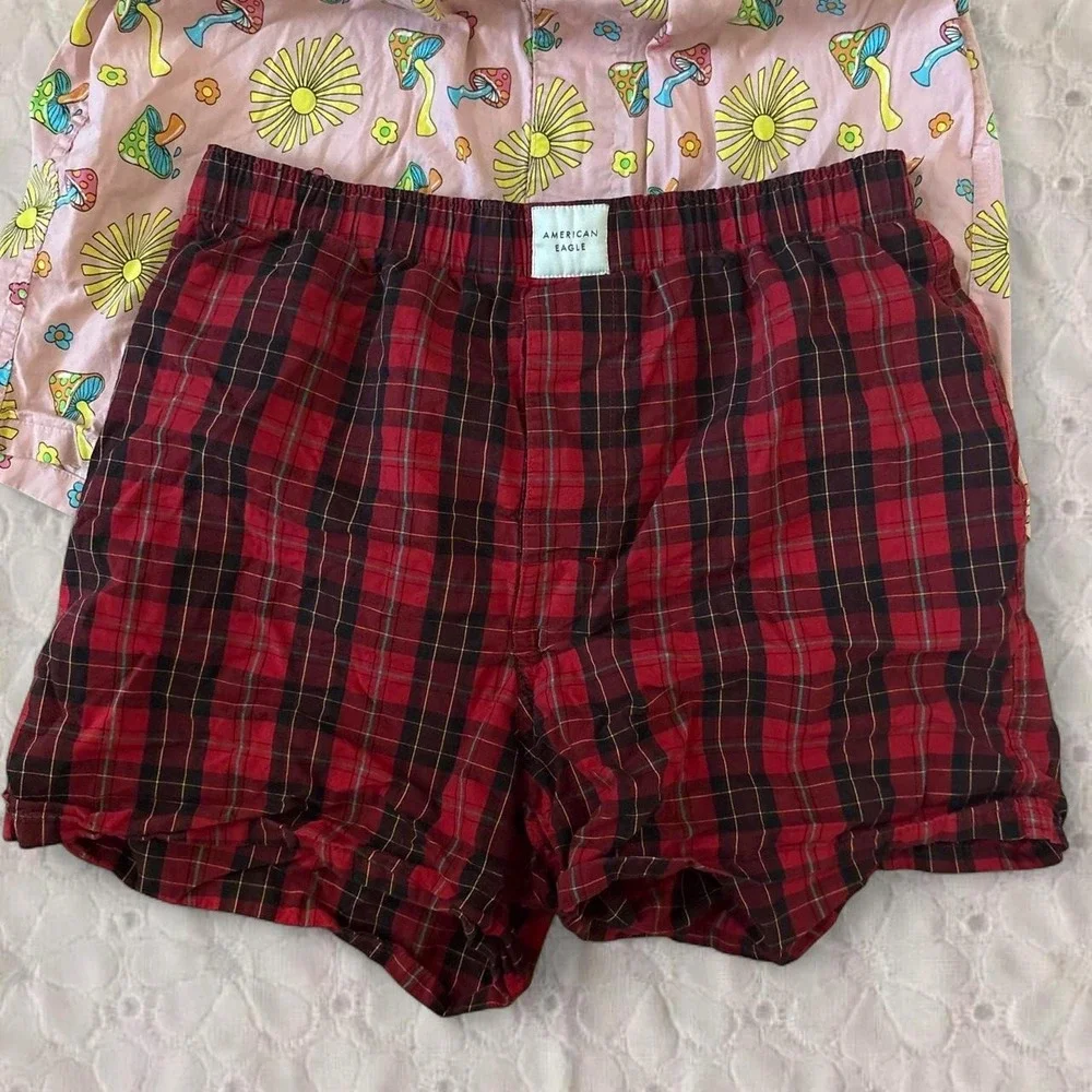 American Eagle Outfitters Mens 3 Pack Boxers Small Red Plaid Hearts Mushroom
